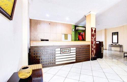 Semarang House | Luxury Deluxe DBL Retreat W/Free WiFi and Parking