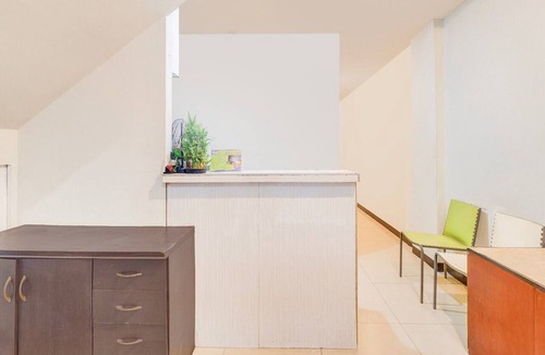 Old Jakarta House | Luxury Deluxe DBL Retreat W/Free WiFi and Parking