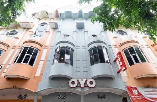 Medan House | Luxury Deluxe DBL Retreat W/Free WiFi and Parking