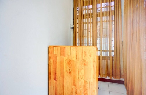 Medan House | Luxury Deluxe DBL Retreat W/Free WiFi and Parking