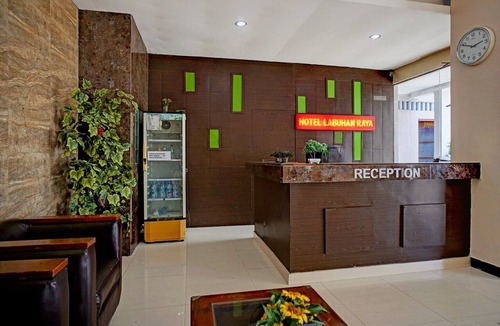 Medan House | Luxury Deluxe DBL Retreat W/Free WiFi and Parking