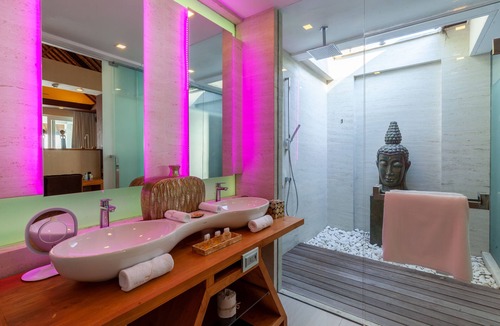Pemenang Resort | Luxury Lombok Beach Front Bed & Breakfast