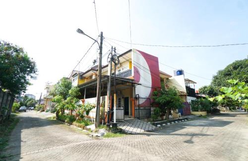 Tangerang Hotel | Mahkota Sivali near Soekarno Hatta Airport Mitra RedDoorz