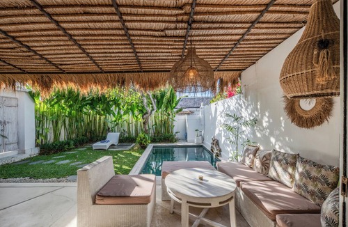 Babakan Villa | Maison 246 2BR Cozy Private Pool Villa In Vibrant Canggu
