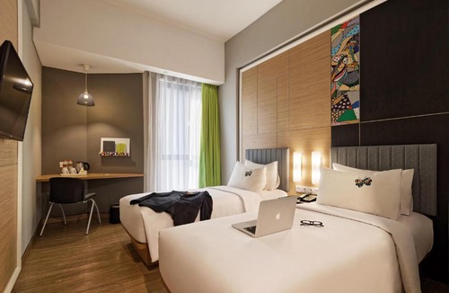 Gambir Hotel | MaxOne Platinum Hayam Wuruk