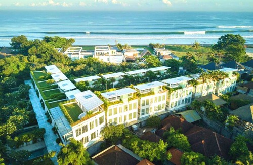 Batubelig Villa | Modern 3 Bedroom Private Pool Villa at The Sea #Z9