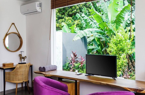 Pengosekan Villa | Modern 3-bedroom villa with a pool nestled among rice fields and jungle