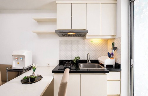 Jatinegara Apartment | Modern And Comfy 2Br At Apartment Bassura City Near Mall