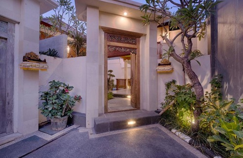 Pererenan House | Modern Ethnic 2 Bedroom Villa in Canggu, Only Few Minutes Drive to Echo Beach!