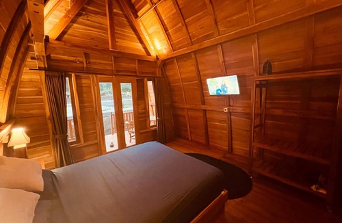 Bedugul Cabin | MR GLAMPING & VILLA
