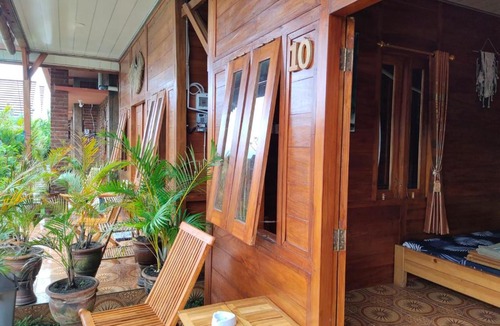 Bangunjiwo House | Mushroom Budi Bambu Homestay