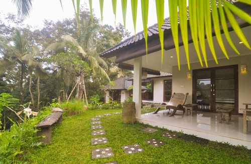 Bongkasa Pertiwi Villa | Naturally 2 bedroom villa with pool n Amazing view