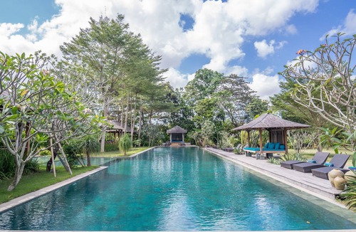 Banjar Semer Villa | Newly Renovated, 12 Bedroom, The New Serenity River Villa near Canggu