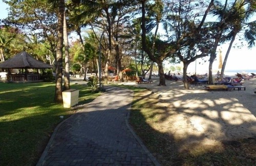 Sanur Kauh Villa | Nice Holiday Home in Sanur Near the Beach with car and in house Massage