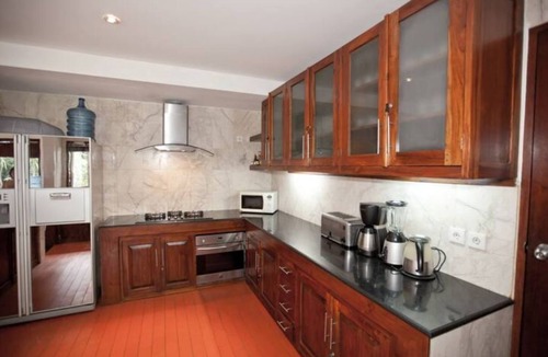 Sanur Villa | Nice Spacious 3BR Family Villa Walk to Sanur Beach
