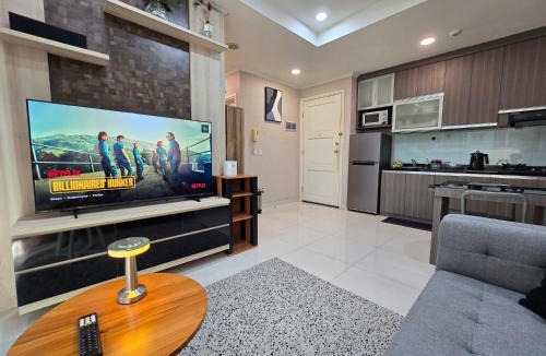 Kelapa Gading Barat Apartment | Noho Suites 2BR Mall of Indonesia, 4 Pax, free Netflix