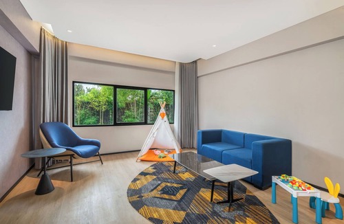 Pontianak Hotel | Novotel Pontianak Convention Centre