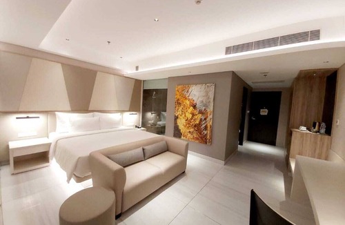 Cikarang Hotel | Nuanza Hotel & Convention