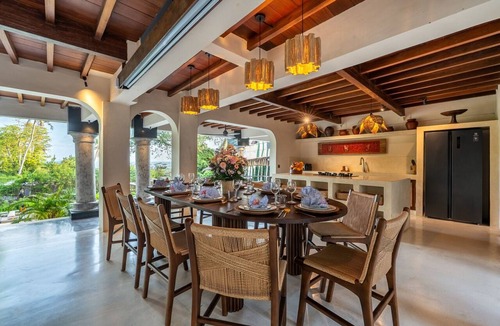 Cemagi Villa | Ocean Views | Infinity Pool | Walk to Seseh Beach