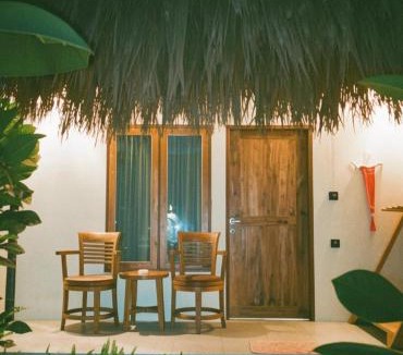 Rote Island Bed & Breakfast | Oemau Bungalow