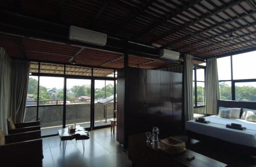 Prambanan House | Ohmmstay - Rumah Pendopo