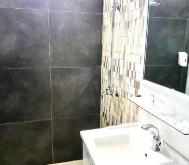 Tanjung Uncang Hotel | OS Hotel Tanjung Uncang