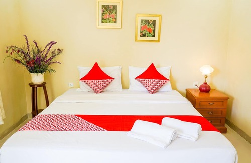 Ciwidey Hotel | OYO 1785 Villa Jeruk Ciwidey