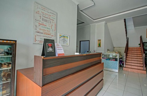 Banjarbaru Hotel | OYO 3757 Mahkota Syariah Guesthouse