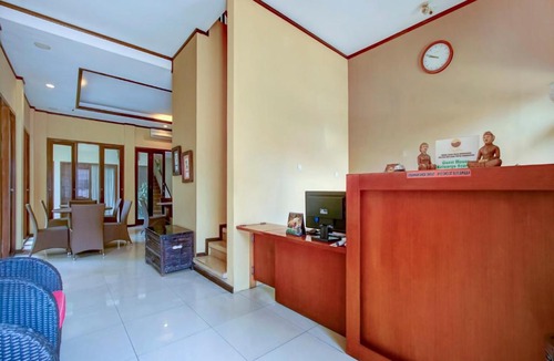 Dinoyo Hotel | OYO 3939 Omahkoe Guest House Syariah