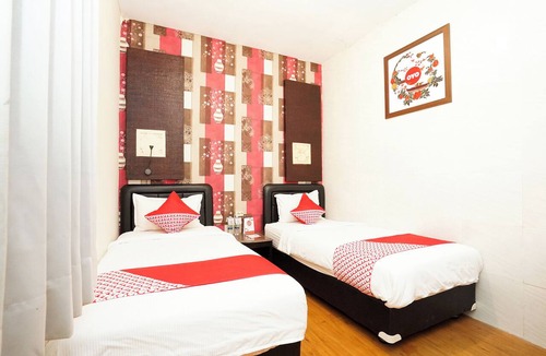 Mojokerto Hotel | OYO 425 Mojokerto Guesthouse