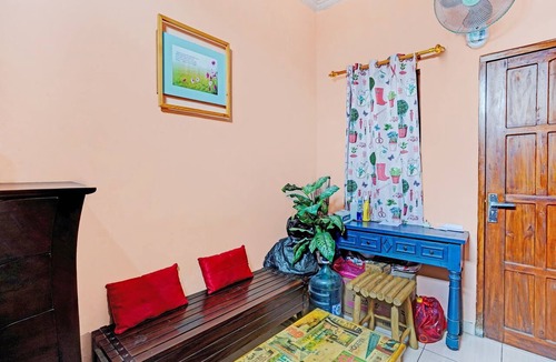 Kediri Hotel | OYO 90234 Dhoho Family Guest House