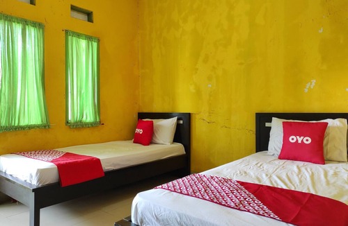 Jatiwangi Hotel | OYO 90333 Wisma Tenang Jaya Syariah