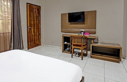 Kecamatan Janapria Hotel | OYO 91696 Kimara Homestay & Resto