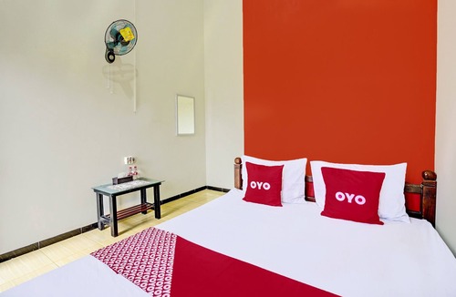 Briket Hotel | OYO 92049 D'jamus Resort Telaga Ngebel