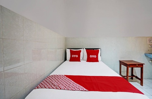 Pamekasan Hotel | OYO 92124 Raya Permai Homestay Syariah