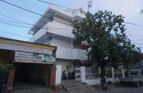 Tetebatu Hotel | OYO 94020 Lia Kost Syariah Near Perkuburan bontonompo kahar muzakkar