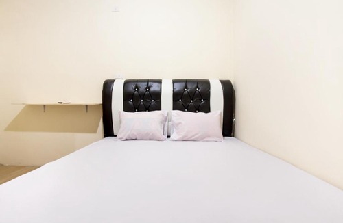 Medan Hotel | OYO Life 2601 Homestay Damai Helvetia