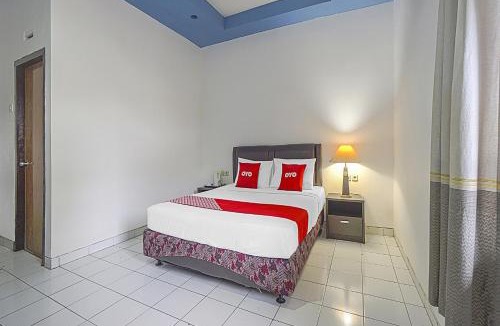Tulungagung Hotel | OYO Life 90589 Palem Garden Hotel