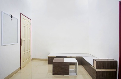 Rajabasa Hotel | OYO Life 91306 Bae Homestay Syariah