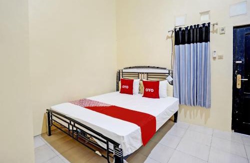 Paciran Hotel | OYO Life 93032 Maju Mapan Homestay Syariah