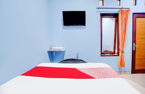 Paciran Hotel | OYO Life 93083 Nova Jaya 3 Homestay Syariah
