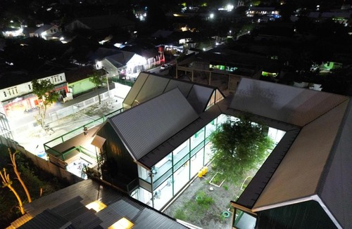 Sekongkang Hotel | Passifika Hotel Maluk