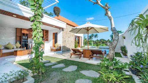 Melayang Villa | Pecampuhan Retreat Villa