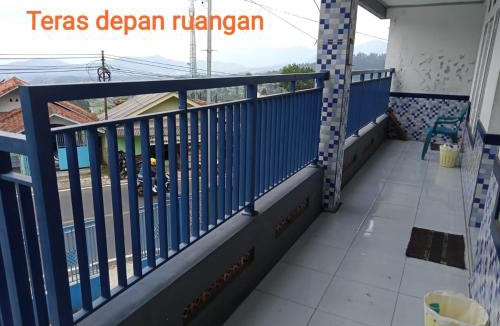 Rancabali House | Penginapan atau Kontrakan Rumah Ciwidey 1 Ruangan 2 Kasur Dewasa Kamar Mandi Dapur Dalam Sewa Harian Mingguan Bulanan Tahunan Boleh