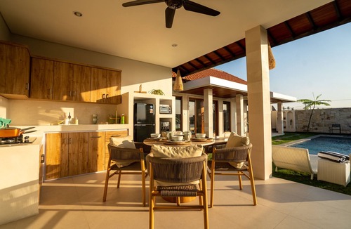 Seseh Villa | Pererenan 2 BR Villa KOME with Private Pool and Ricefield View