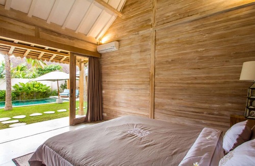 Kerobokan Villa | Picture This