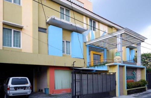 Laweyan Apartment | Pineapple Mansion Guest House Solo