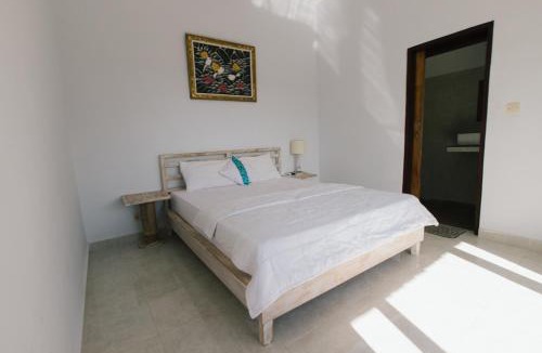 Batu Bolong House | Pluto House