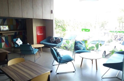 Central Jakarta Hotel | POP! Hotel Pasar Baru Jakarta