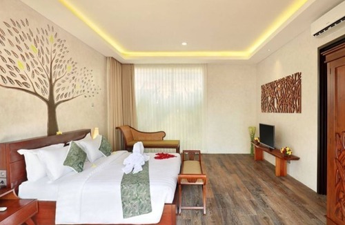 Kampial House | Premier MRC 2-Bedroom Villa #B10
